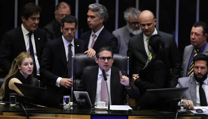 © Lula Marques/Agência Brasil Câmara aprova urgência para proposta que reduz benefícios fiscais